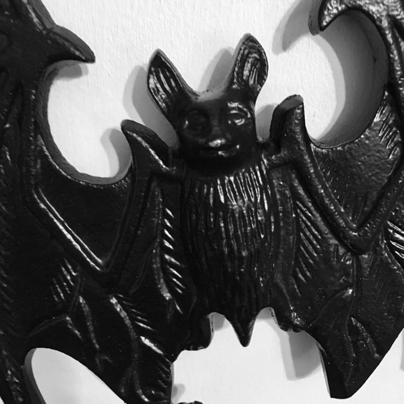 3 Halloween Black Metal Vampire Bats Wall Decor - Picture 7 of 10